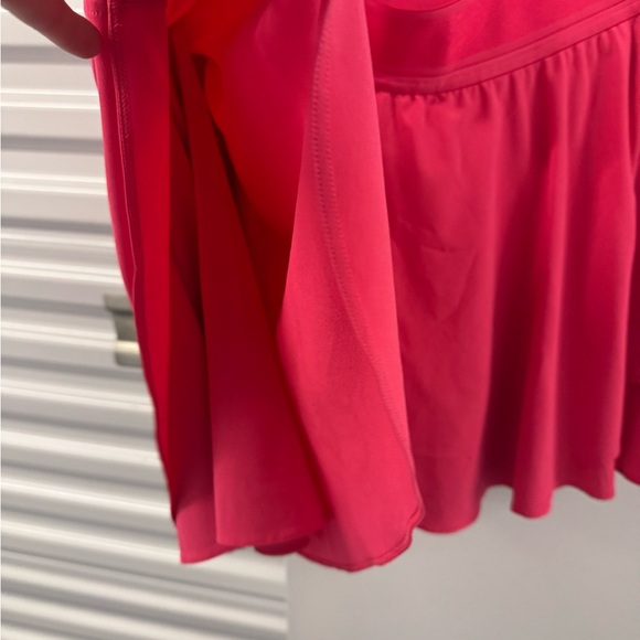 Lululemon fuchsia pink tennis skirt with built in shorts - Picture 7 of 13